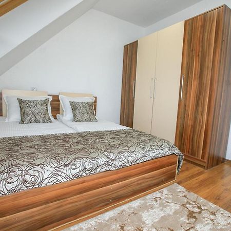 Dream Park Apartment Sandanski Esterno foto
